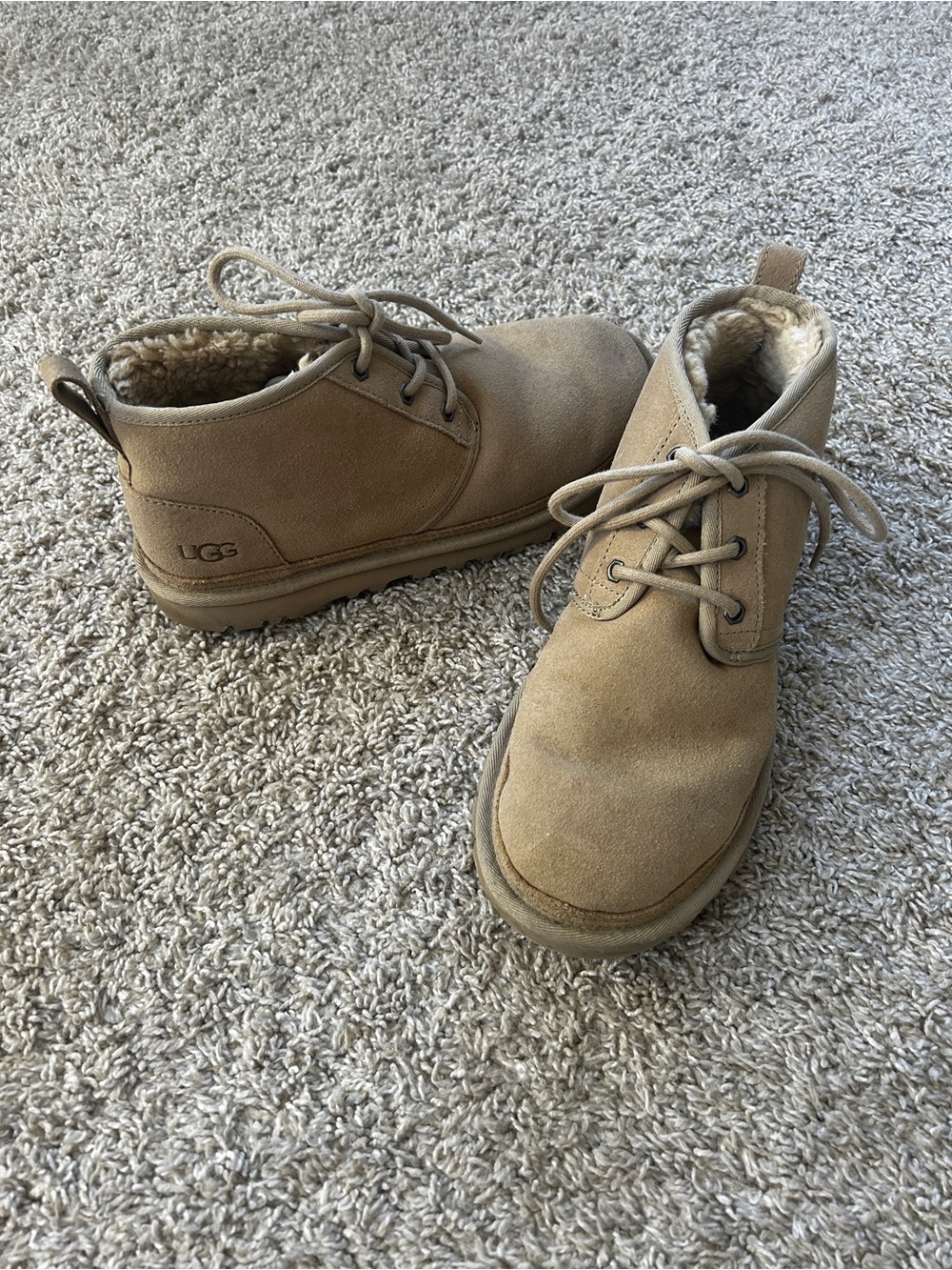 UGG Womens’ Classic Neumwl Boot - Sand - Size 9